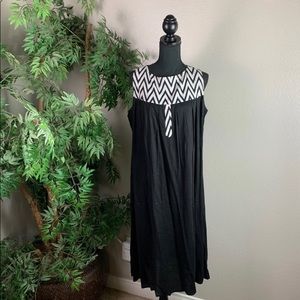 New Women’s Large Black tunic dress